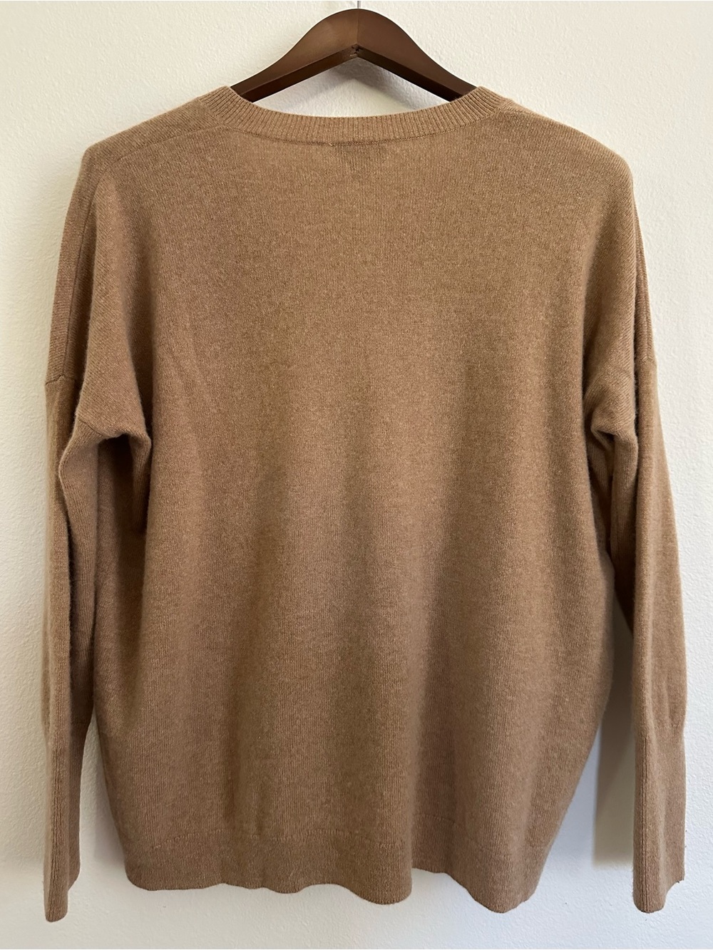 J Crew 100% Cashmere Sweater size M - Picture 2 of 4